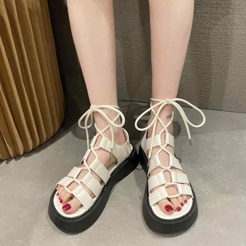 レディース 厚底サンダル 夏用 一本帯 ローマンシューズ フレンチスタイル 小物感 丸トゥ プー素材 ブラック ベージュ 軽量 バックル 接触冷感 通勤 普段使い アウトドア トレンド カジュアル 足元おしゃれ 女性用 足楽 ビッグシルエット ハイヒール