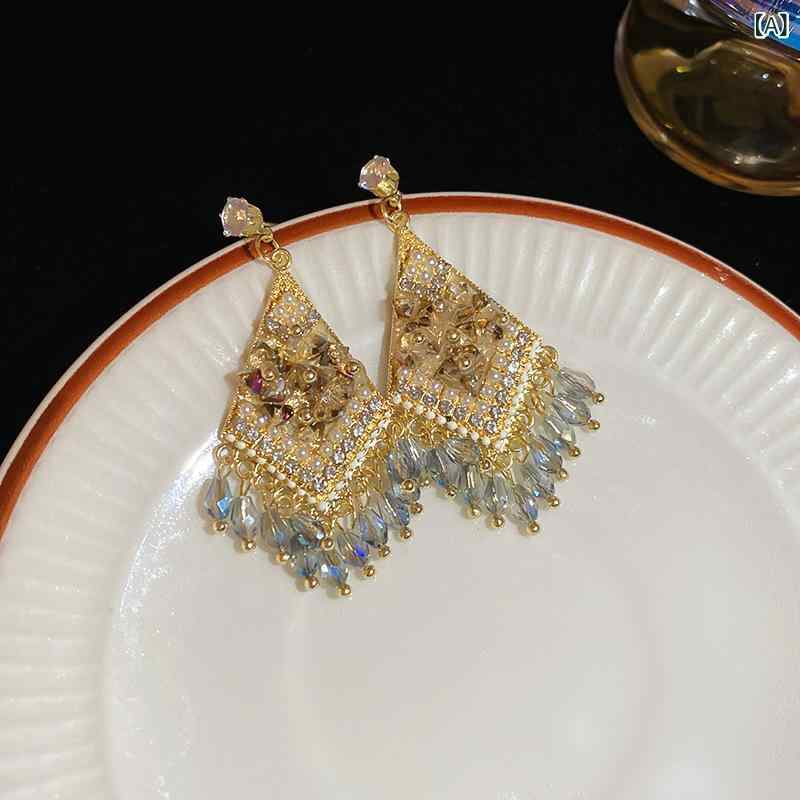 ピアス 女性用 金属 ジルコニア 流蘇 耳飾り デザイン性 ファッション 通勤 軽量 ...