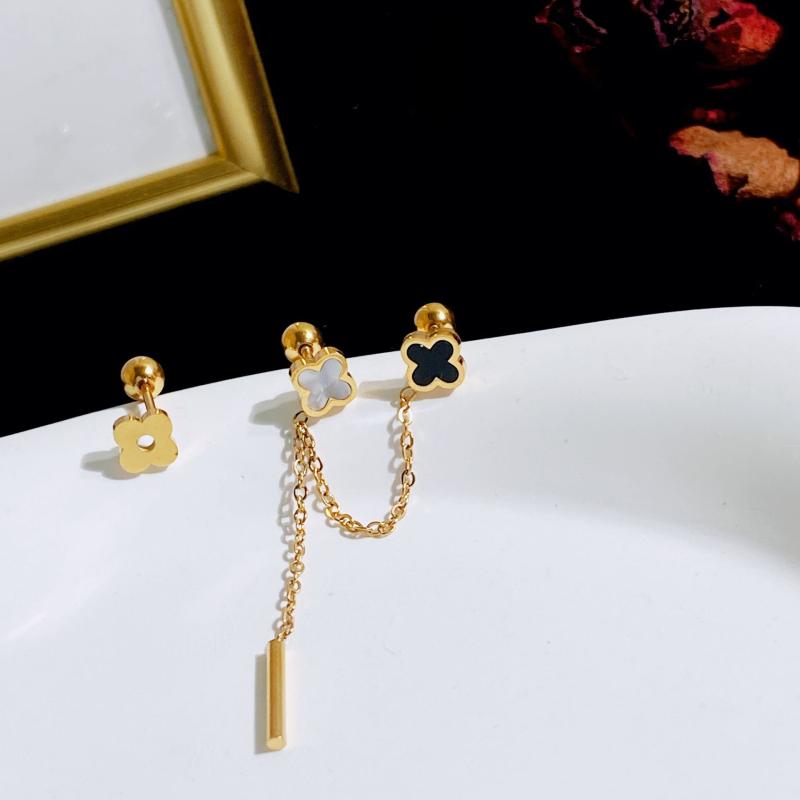 イヤリング ピアス 女性用 チェーン ストラップ ハート フラワー ジオメトリック アルファベット 文字 チタン 電気メッキ加工 18kゴールド風 色落ちなし シンプル ファッション 通勤 かわいい 小さめ 耳飾り アクセサリー 夏 軽量
