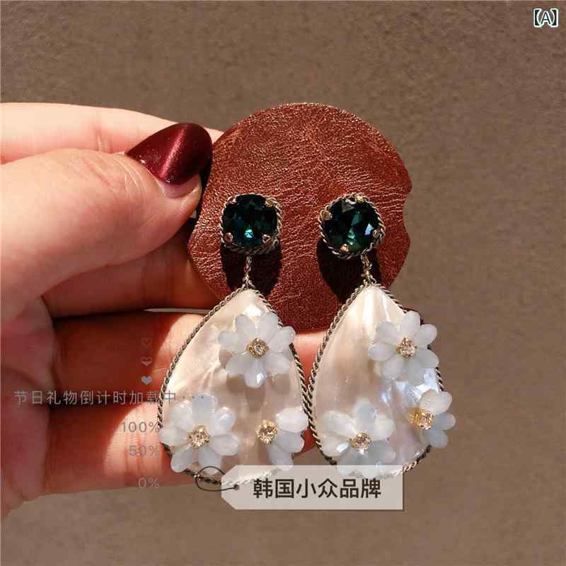 Other - イヤリング 女性用 925シルバー 貝殻 雏菊 花モチーフ 軽量 手作り 接触冷感 ブルー ゴールド系 春夏 かわいい アクセサリー ファッション 日常使い 清新 甘い 植物柄 ジュエリー 耳飾り シルバーアクセ