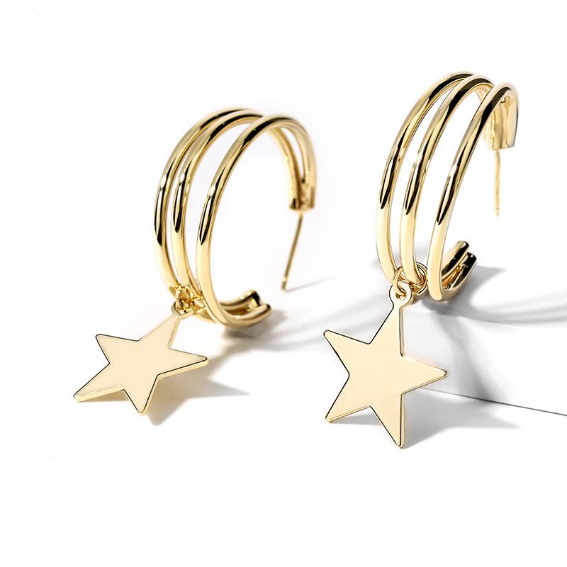 イヤリング 女性用 星形 香槟ゴールド 電気メッキ加工 個性的 大ぶり 星モチーフ 軽量 合金素材 人工宝石 インカジュアル シンプル ファッションアクセサリー 日常使い 華やか 星柄 ゴールドカラー 女性向け 派手め トレンド