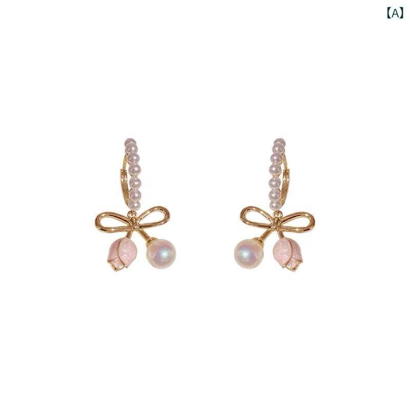 イヤリング 女性用 チューリップ 蝶結び 真珠 花柄 デザイン シンプル ファッション 通勤用 植物モチーフ 気品 少女心 百搭 軽量 真金メッキ加工 春季 かわいい 華やか デイリーアクセサリー ゴールド アクセサリー