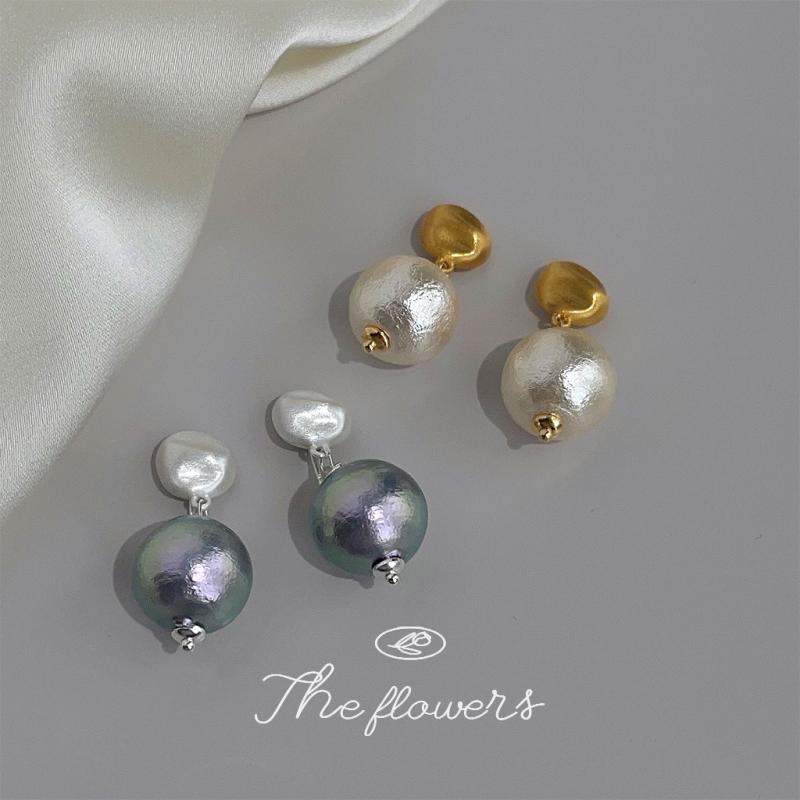 イヤリング 女性用 真珠 綿素材 ファッション 通勤用 高級感 軽量 幾何学デザイン 手作り 気質 アクセサリー 夏 2025 香槟色 ブラック 丸型 銅針 軽奢風 耳飾り