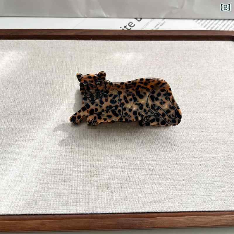 ヘアクリップ 女性用 動物柄 ヒョウ柄 発抓 醋酸素材 軽量 かわいい カード 通勤 ...