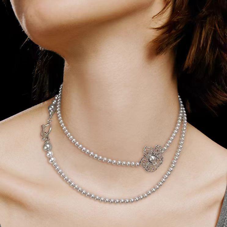 Beads - ネックレス 女性用 長さ60cm グレー パール レース 花モチーフ 珍珠 軽量 銅製 電気メッキ加工 ファッション 通勤 春夏 幾何学 円形 波点 リング スタイリッシュ アクセサリー 百搭 長款 軽奢 デザイン モダン