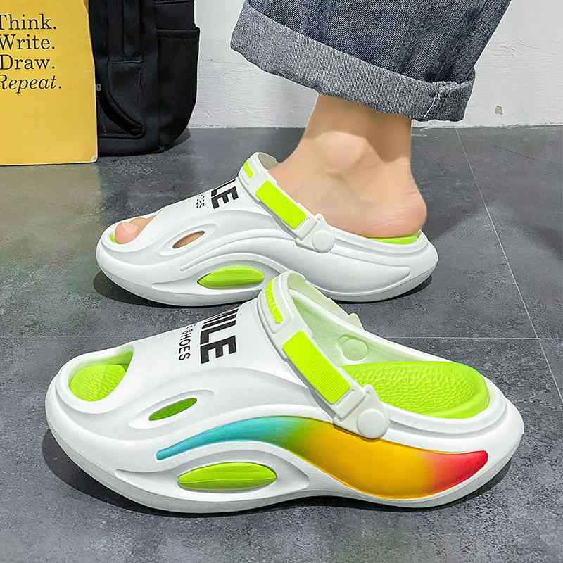 メンズ ドラッグシューズ 夏用 耐摩耗 厚底 屋外 室内 居家 防滑 防臭 透気 EVA素材 露趾 低クッション 平底 軽量 単層 純色 黒 ベージュ 白 抹茶緑 ビーチ 休日 歩行 快適 クッション 柔軟 運動 シューズ トップス 男性用 普段使い 軽