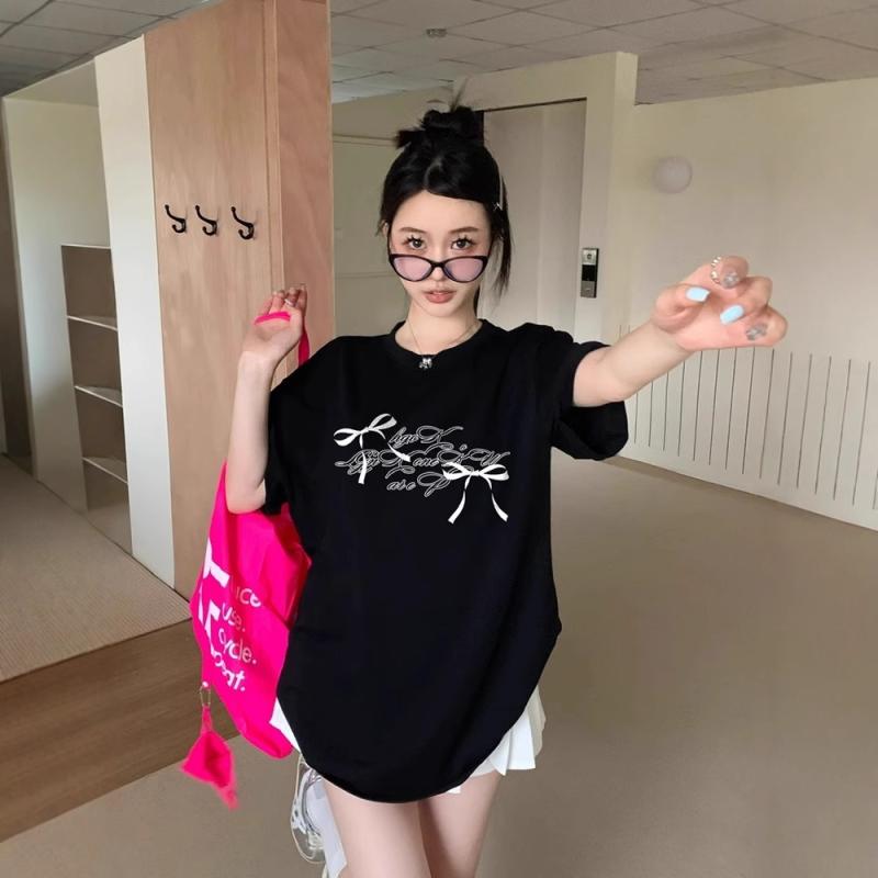 乐天商城 - Tシャツ レディース 短袖 夏 丸首 ゆったり トップス 蝶結び プリント 文字柄 ポリエステル 再生繊維 涼しい 快適 日常使い 通勤 カジュアル 白 黒