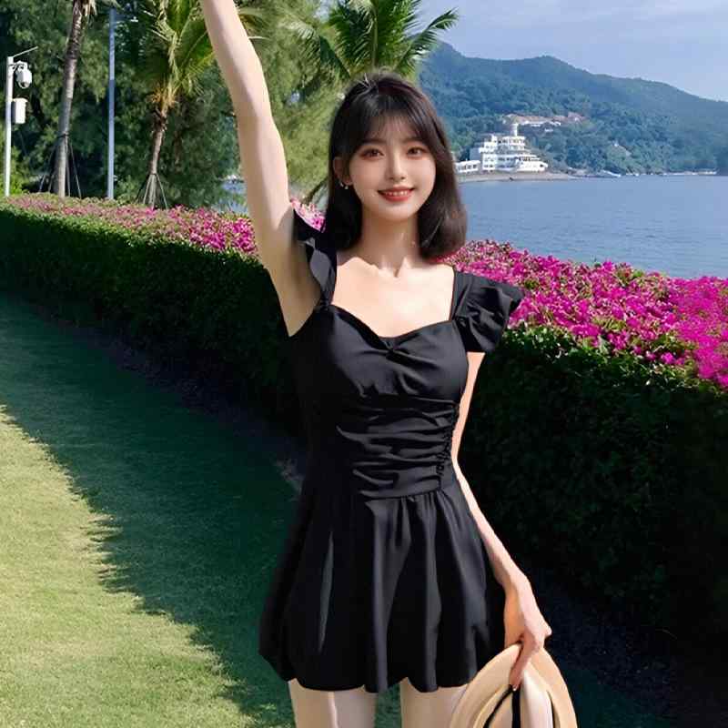 ・カテゴリ: 連体泳衣・スタイル: 無袖・対象: 女性・対象年齢: 成人・柄: 単色、小清新・主な素材: 牛奶絲・素材: ポリエステル94%・裏地素材: ポリエステル100%・重量: 206g・対象シーン: 游泳涉水運動・カラー展開: 藍灰色、ピンク、黒・サイズ展開: 均碼、S、M、L、XL