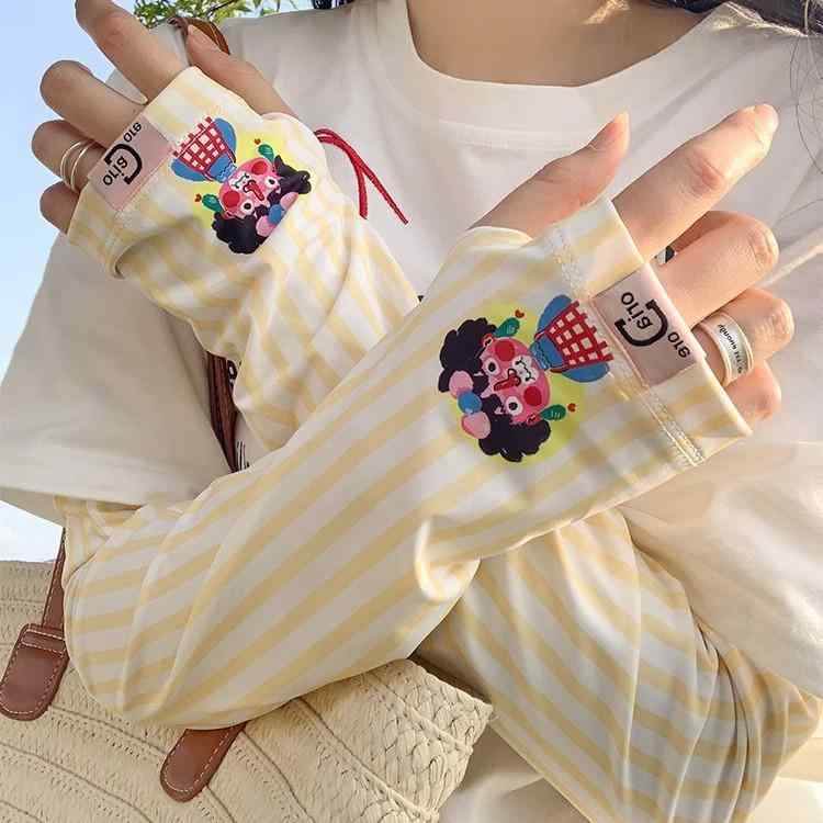 防紫外線 かわいい カード アイス スリーブ 女性用 夏 袖カバー セット 接触冷感 伸縮性 軽量 吸湿速乾 ポリエステル 素材 黄色 ストライプ 女の子 柄 ピンク ストライプ ウサギ 柄 ブルー ストライプ 象 柄 ホワイト ドット 犬 柄 かわいい