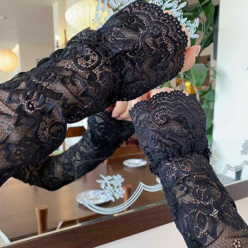 防晒 袖セット レディース 夏用 UVカット 刺繍 レース ファッション 手袖 プロテクター 手袋 ゆったり 接触冷感 涼しい 軽量 吸湿速乾 ポリエステル 白 肌色 黒 グレー 紫 春夏