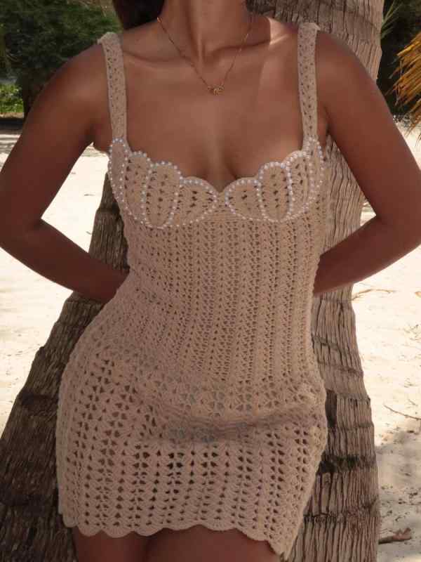 Rakuten - ワンピース 女性用 夏 短丈 吊り紐 Uネック 無袖 直筒 ミドルウエスト 刺繍 ビーズ 装飾 甘め 清新 かわいい スタイル 涼感 ポリエステル 素材 カーキ アイボリー ビーチ リゾート 普段使い