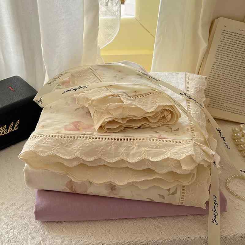 ベッドルーム 寝具セット 水洗綿 花柄 四件セット シングル ダブル 植物モチーフ プリンセススタイル 活性染め 軽量 吸湿速乾 春夏 花卉プリント ベッドシーツ 枕カバー 掛け布団カバー かわいいデザイン 日常使い 快適素材 ふんわり感