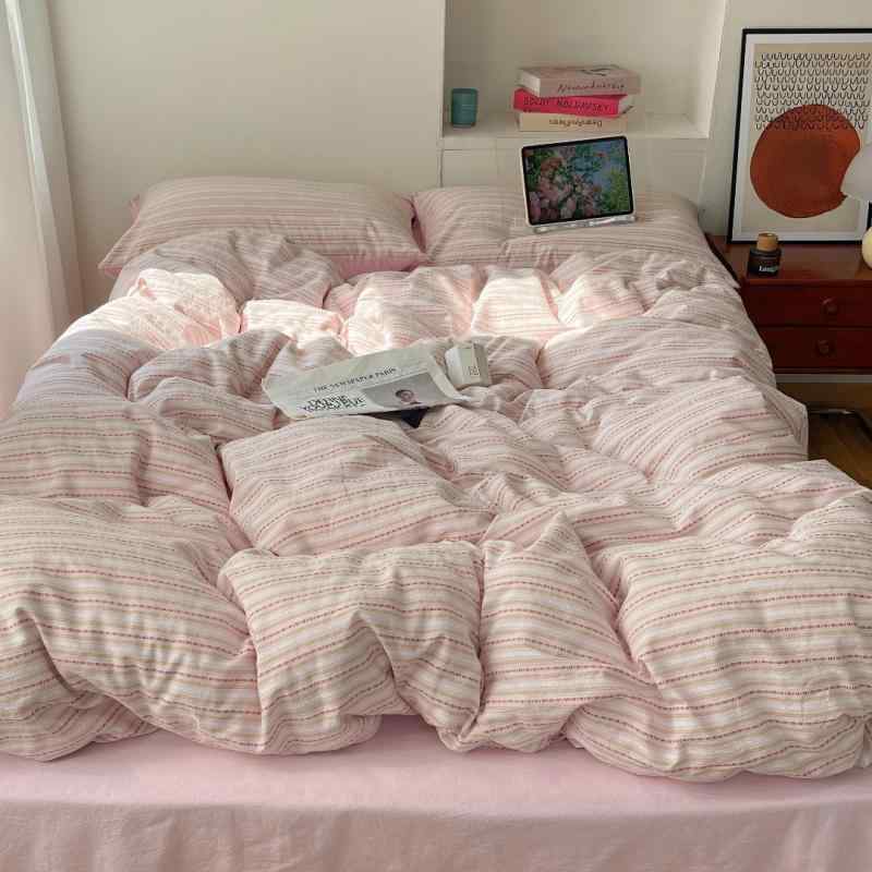 ベッドルーム 寝具 セット 春秋 条紋 柄 綿100% 4点セット 色織 提花 水洗 純綿 掛け布団カバー 敷きパッド シーツ 枕カバー 活性染色 軽量 吸湿速乾 ベッドサイド 寝室用 家庭用 秋月 ランスカラー コーヒーカラー ピンクカラー 1.2m