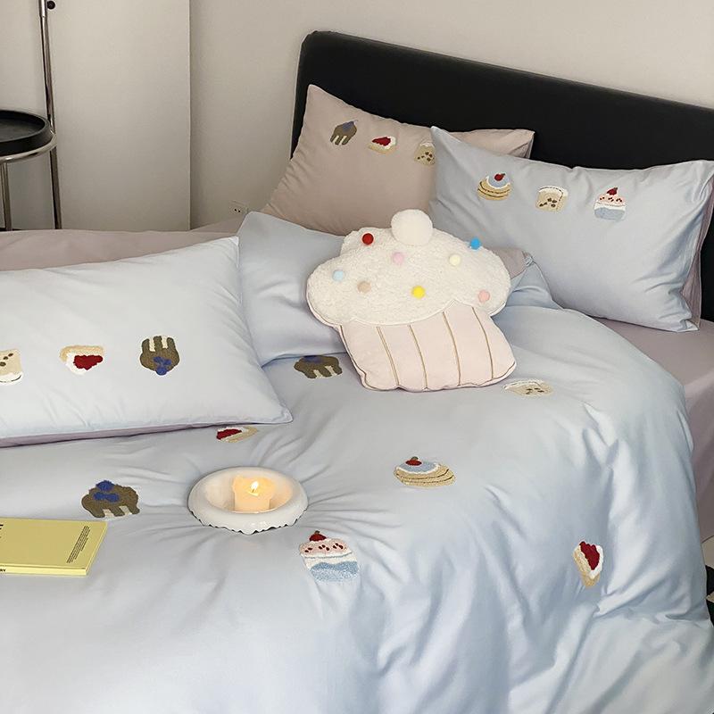 Gel Beds - ベッドルーム 寝具セット かわいい カード 漫画 柄 100支 純棉 新疆長絨綿 柔らかい シーツ 掛け布団カバー 枕カバー 活性染色 刺繍 加工 2500g 以上 3000g 未満 床シーツ スタイル ベッドカバー スタイル 微甘 チーズ ブルー 微甘