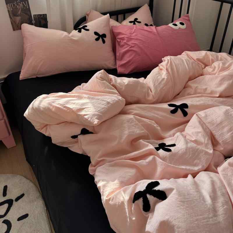 Other - ベッドルーム セット 水洗綿 プリンセス スタイル かわいい 蝶結び 柄 ピンク 紫 ミルクティー ブラック グレー ローズ ピンク ドッグ 柄 接触冷感 柔らかい 耐久性 耐色性 縮みなし 毛玉なし 学生 シングル ダブル クイーン サイズ 枕カバー