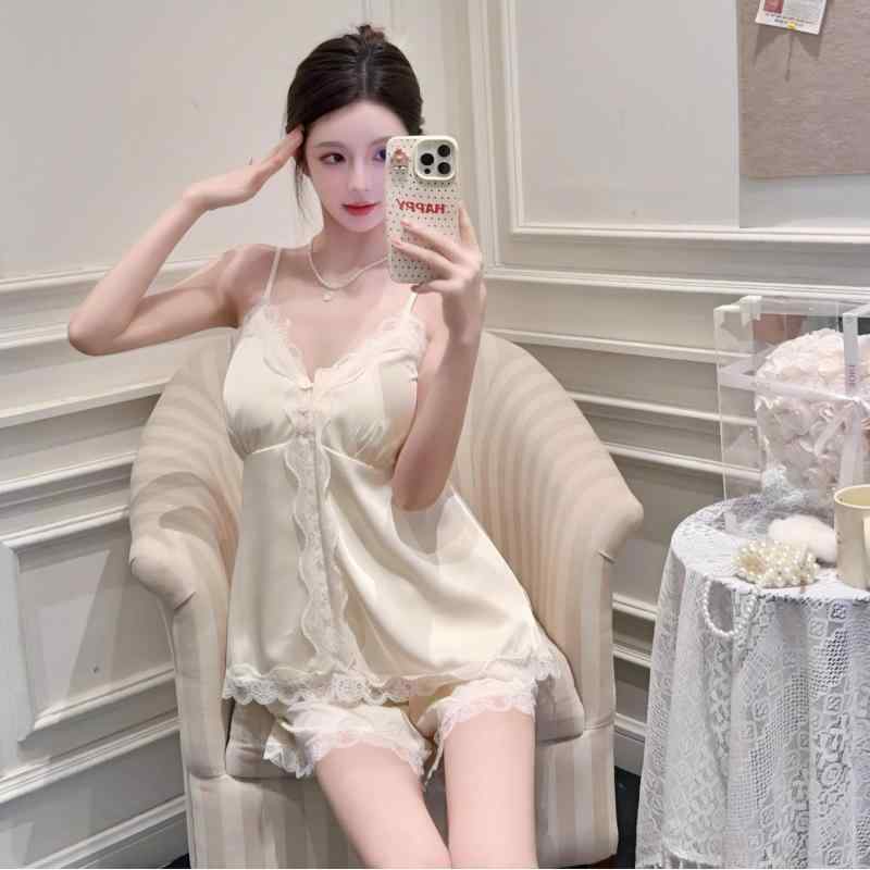 Other - レディース 吊り帯パジャマ セット 女性用 寝間着 レース Vネック 無袖 短パン 薄手 接触冷感 ポリエステル 透気性 快適 かわいい 淡いピンク 淡いブルー 淡いパープル ブラック シャンパンカラー ホームウェア リラックス ルームウェア 寝室着 四