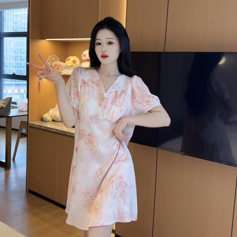 ワンピース レディース 春夏 接触冷感 透気性 吸湿速乾 薄手 軽量 スリムシルエット かわいい 花柄プリント 胸パッド 付き 中長丈 スリーブ 居家 寝間着 部屋着 普段使い 浴衣 代わり 外出 可能 花海 カラー 再生繊維 ポリエステル 混合 快適