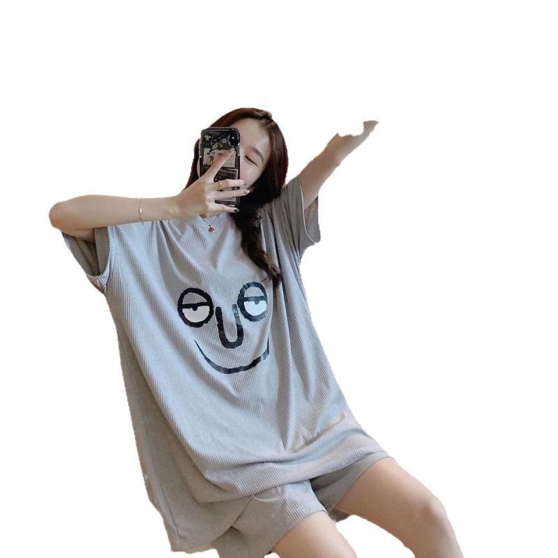 パジャマ 女性用 夏用 学生向け かわいい 薄手 短袖 トップス 短パン セット ゆったり 大きいサイズ 外穿可能 ホームウェア 透気性 伸縮性 快適 ポルカドット柄 プリント柄 ポップデザイン 春夏 ポリエステル 接触冷感 軽量 ルームウェア カジュア