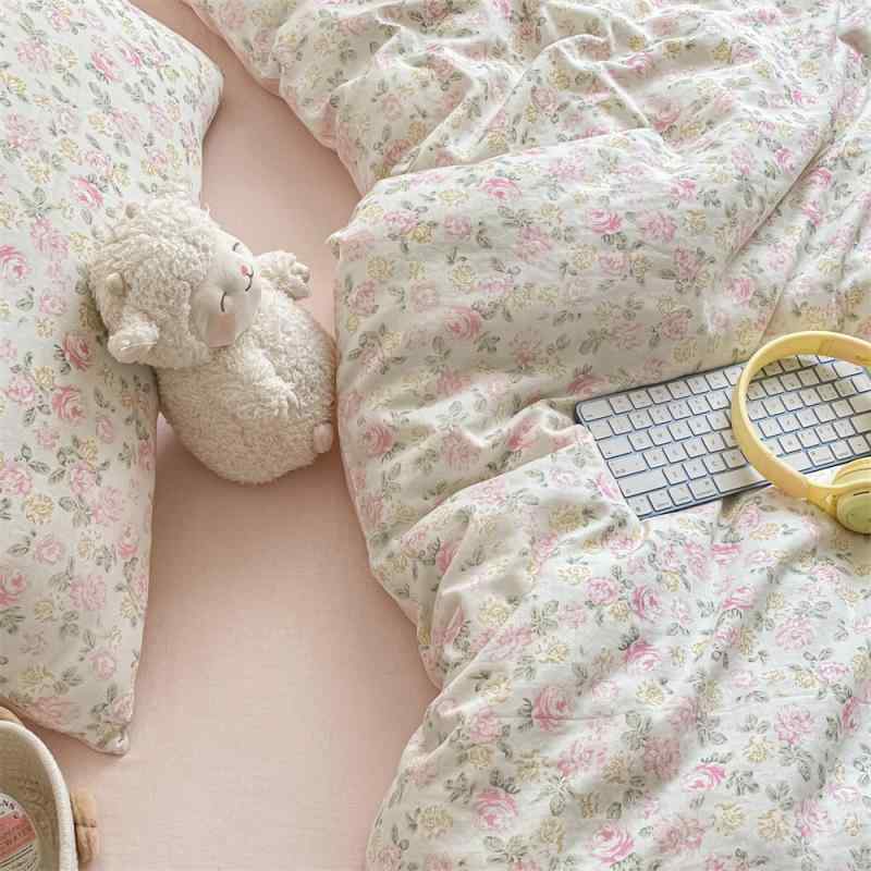 Other - ベビー 寝具セット A類 純綿 双層 ガーゼ 4点セット 母乳 ベビー用 綿 被套 シーツ 小花柄 清新 ベッドカバー 3点セット 活性染め 植物 花柄 かわいい 動物 柄 ベッドスタイル 軽量 柔らかい 通年 寝室 インテリア 快適 吸湿 速乾 ベビー