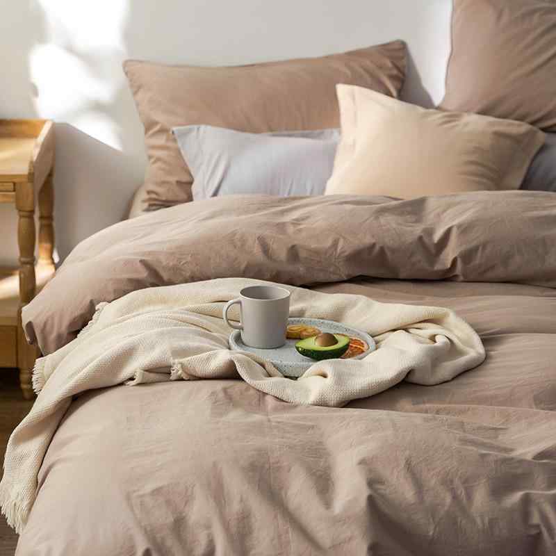 ベッドルーム 四件セット 100% 綿 純棉 現代 簡約 スタイル 活性 プリント 染め 固色 単色 パターン ゆったり リラックス カラー ブラウン ブルー グリーン ピンク シルバー イエロー レッド 1.2m シングル ベッド シーツ 枕カバー ベ