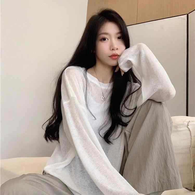 Rakuten - Tシャツ レディース 長袖 防晒 麻 アイスシルク 接触冷感 薄手 透視 セットヘッド 丸首 ルーズフィット 韓系 ゆったり かわいい 小柄向け 日韓カジュアル 灰 燕麦 白 緑 春夏 吸湿速乾 伸縮性 軽量 純色 夏用 快適 普段使い 外出 ユニセック