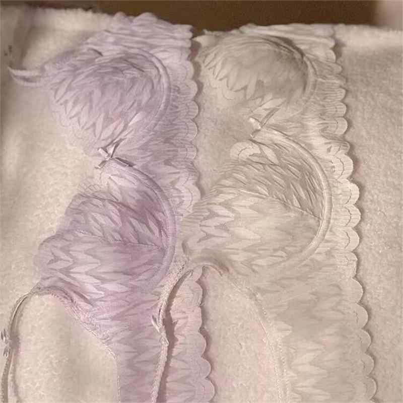 ブラ 文胸 女性用 夏用 薄手 大きめバスト 小さめバスト 防下垂 超薄 フレンチスタイル 純欲 レース セット コットン 素材 3/4 カップ 上薄下厚 鋼圈 固定肩紐 後四列フック 美背 デザイン 軽量 通気性 伸縮性 接触冷感 浅杏白 紫色 ブラッ