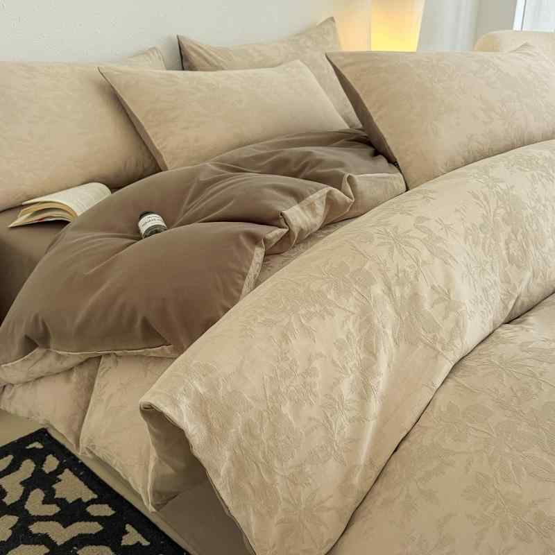 ベッドルーム 寝具セット 全棉 綿100% 提花 織り 活性染め 斜紋 植物 花柄 花卉 無印風 シンプル デザイン 学生 寮用 床単 掛け布団カバー 枕カバー ベッドスカート 四季 通用 軽量 通年 快適 吸湿性 柔らか 浅咖 浅藍 浅粉 浅緑 浅紫