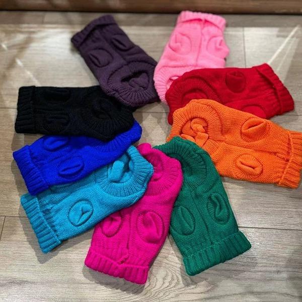 ペット 毛衣 秋冬 ユニセックス 犬猫 幼犬 子犬 かわいい 赤 湖ブルー ピンク ブラック ホワイト ネイビー ローズ グリーン オレンジ ロイヤルブルー パープル ブロック麻花柄 腈纶 軽量 暖か セーター トップス 服 ユニセックス ペット用品 小