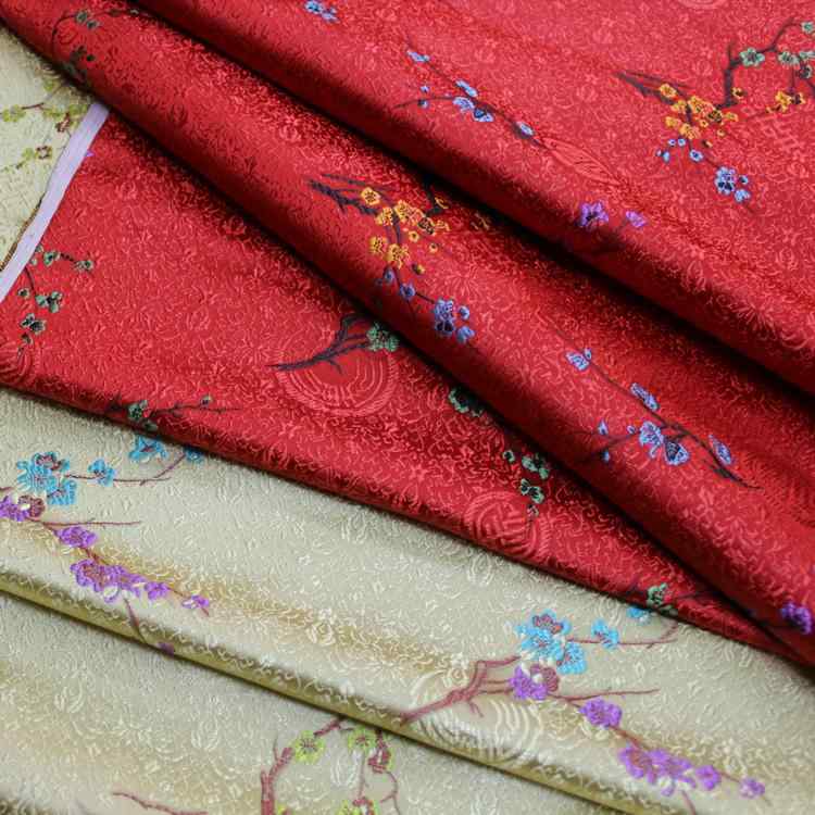 ・種類: 錦緞・成分: 混紡・糸番手: 70・密度: 60・克重: 約150g・幅幅: 75cm・染整加工: 色織・花型加工: 提花・プリントスタイル: 中国風・流行要素: クラシック・カラー展開: 大紅、浅黄