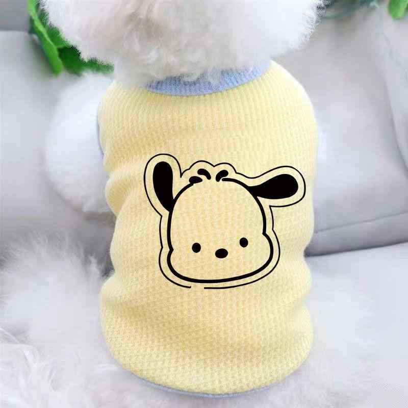 小型犬 猫用 秋夏 薄手 背心 トップス かわいい 動物プリント 黄色 緑色 ピンク ポロシャツ風 軽量 ポリエステル 素材 コットン調 通気性 吸湿速乾 普段使い 散歩 遊び着 カジュアル スタイル ビビッドカラー ソフト 着心地 コンパクト サイズ