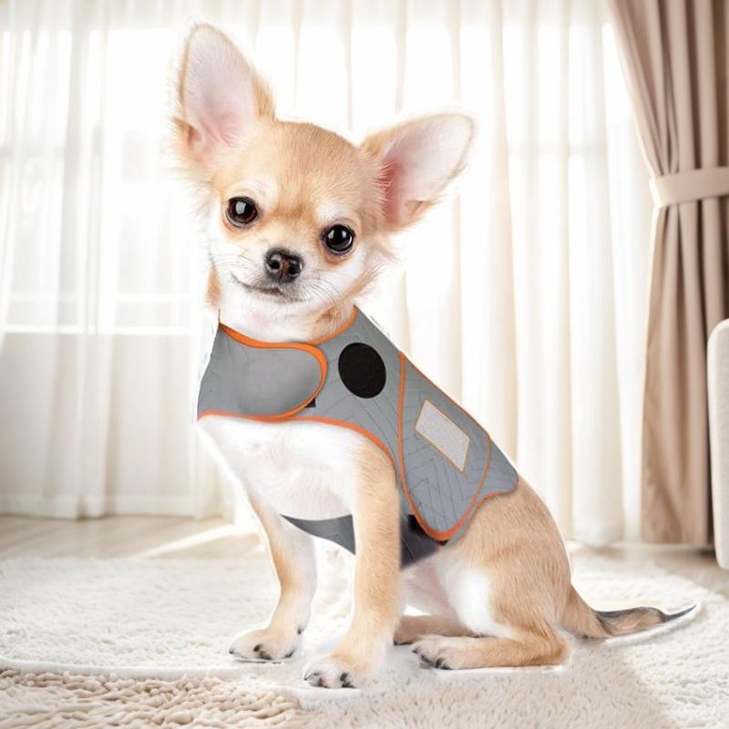 犬用 ユニセックス 秋冬 暖かみ フード付き スウェット 犬服 調整可能 ペットウェア 腈纶素材 軽量 伸縮性 グレー系 通年対応 室内外 普段使い カジュアル スタイル 保暖 機能 犬用服 ユニセックス 秋冬 暖か フード スウェット 調整 ペット ウ