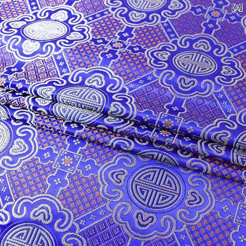 シャドーテールの生地 布料 秋冬 ナイロン 接触冷感 シルク調 手工刺繍 幾何学柄 中国風 タイムファッション 染色加工 幅広 軽量 再生繊維 宝藍 紺色 緑 普段使い 通勤用 アウトドア 伸縮性 吸湿速乾 高級感 ビッグシルエット ハイウエスト｜アングル2