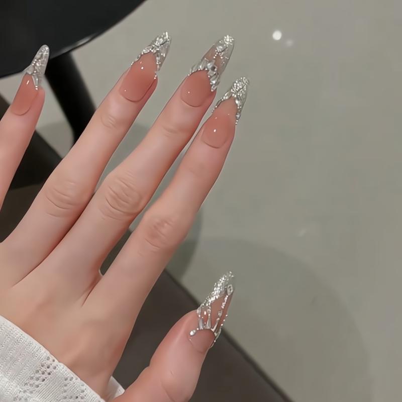 アートネイル 女性用 フレンチスタイル シンプル かわいい 付け爪 椭円型 長型 中型 短型 フラワーデザイン 浮き彫り加工 光沢加工 日常使い ファッションアクセサリー ユニセックス ピンク系 ゴールド系 シルバー系 ラメ入り 軽量 耐久性 手入れ簡単