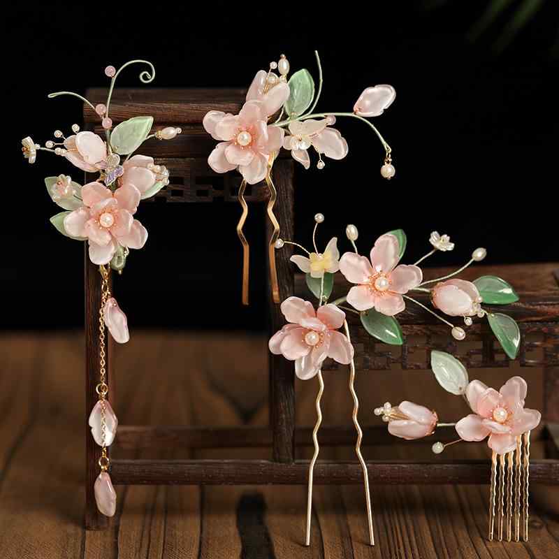 ・カテゴリ: 頭飾・スタイル: 古風・加工: 手作り・種類: 発簪・流行要素: 花・スタイル分類: 民族風・スタイル分類: 文学復古・対象: 女性・流行要素分類: 植物花卉