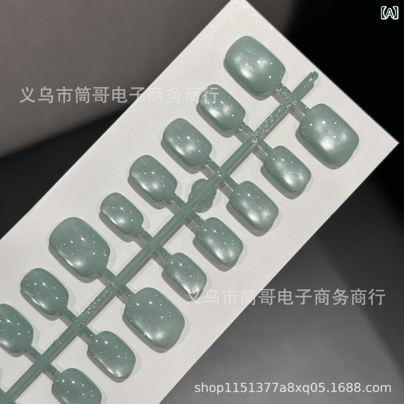 ネイルチップ ブルー グラデーション 猫眼 超薄 無痕 接触冷感 日常使い 指先ファッション かわいい ハンドケア 指輪風 アクセサリー 透明感 光沢 女性用 通勤 普段使い 軽量 伸縮性 吸湿速乾 ハイクオリティ ビューティーアイテム セルフネイル ジ