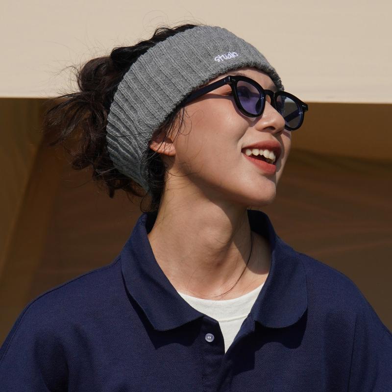 ・カテゴリ: ヘアアクセサリー・スタイル: ユニセックス・柄: チェック・カラー展開: グレー、ブラック、ベージュ、ライトカーキ・流行要素: 文字
