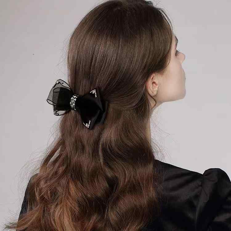 ヘアアクセサリー 女性用 黒 蝶結 リボン フラワーデザイン バタフライモチーフ 夢...