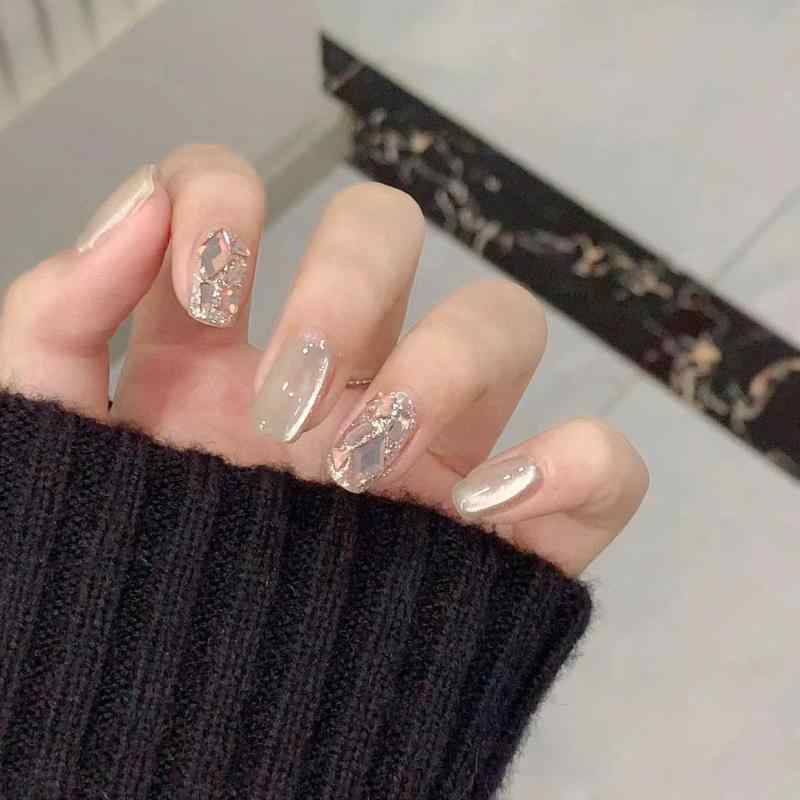 美甲 ステッカー フルハンドメイド 着用式 偽ネイル ピンク 極光 ダイヤモンド フラッシュ 猫眼 かわいい 甘め フレンチ ガーリー ヴィンテージ INS風 軽量 伸縮性 星空 星 カード 女性用 ピンク系 ソフトカラー 日常使い デイリーアクセサリー
