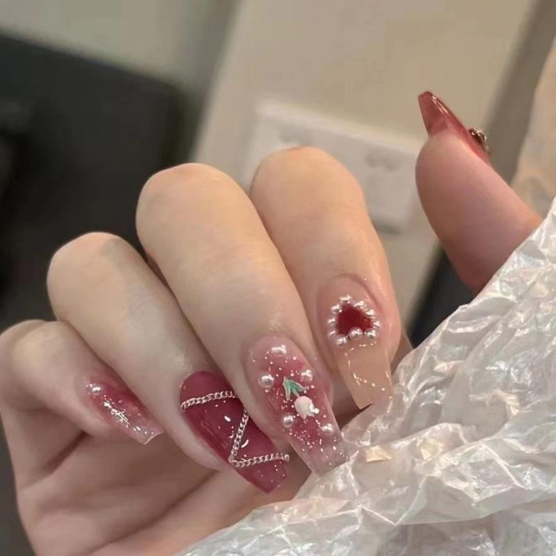 ネイルステッカー 女性用 かわいい 甘酸っぱい梅子カラー 手肌を明るく見せる 超薄型 無痕 防水 着脱可能 蝶結び 星柄 サイズ展開 XS S M L 軽量 耐久性 日常使い ファッションアクセサリー