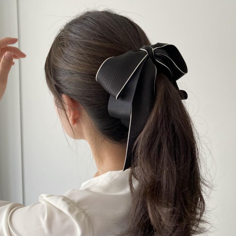 Hairpins - ヘアアクセサリー 女性用 ポニーテールクリップ バタフライボウ フラッティングリボン 後頭部バナナクリップ 黒 米白 シンプル スタイリッシュ 通勤 ファッション OL風 手作り 混合素材 軽量 かわいい ヘアピン 髪飾り