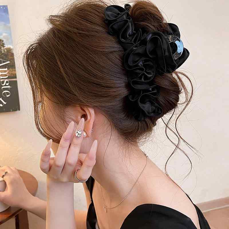 发饰 - ヘアアクセサリー 女性用 夏用 布地 サテン プリーツ レース バナナクリップ ブラック 優しい 気品 後頭部 シャーククリップ ファッション 高級感 通勤スタイル 手作り 形状パターン 軽量 普段使い