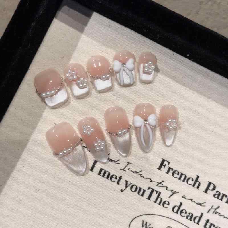 美甲 ネイル 夏 春夏 かわいい 甘い フレンチスタイル シンプル アイス糯 接触冷感 蝴蝶結 リボン バタフライ 蝶 ヒョウ柄 レオパード 星空 星 スター 透明 クリア 着脱式 デタッチャブル 超短梯形 ショート アーモンド型 杏仁甲 甘いクリームカ