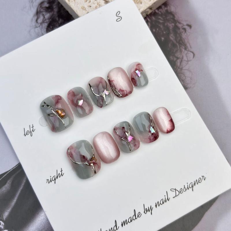 レディース 穿戴式 美甲 指甲 かわいい ピンク 猫眼 鏡面 効果 短方形 ラウンド シェイプ 超薄 無痕 爆闪 透明 感 甘め スパイシー スタイル 欧米 風 インスピレーション 貝殻 星空 星 モチーフ キャンディ 柄 甘美 セクシー ファッション