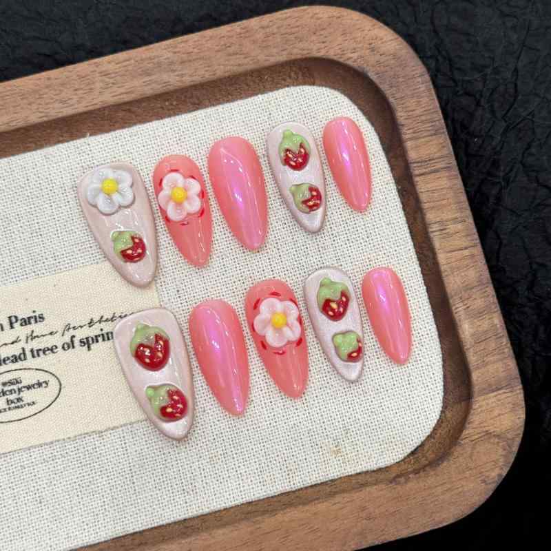 春夏 ネイルチップ イチゴ フラワー デザイン 杏仁型 穿戴式 かわいい 甘め フレンチ 薄型 無痕 フラッシュ 透明 シンプル 欧米風 頰紅 ピュア ショート ロング ミディアム オーバル ドロップ 透明シート ロングポイント バレエ型 ローズ チュー