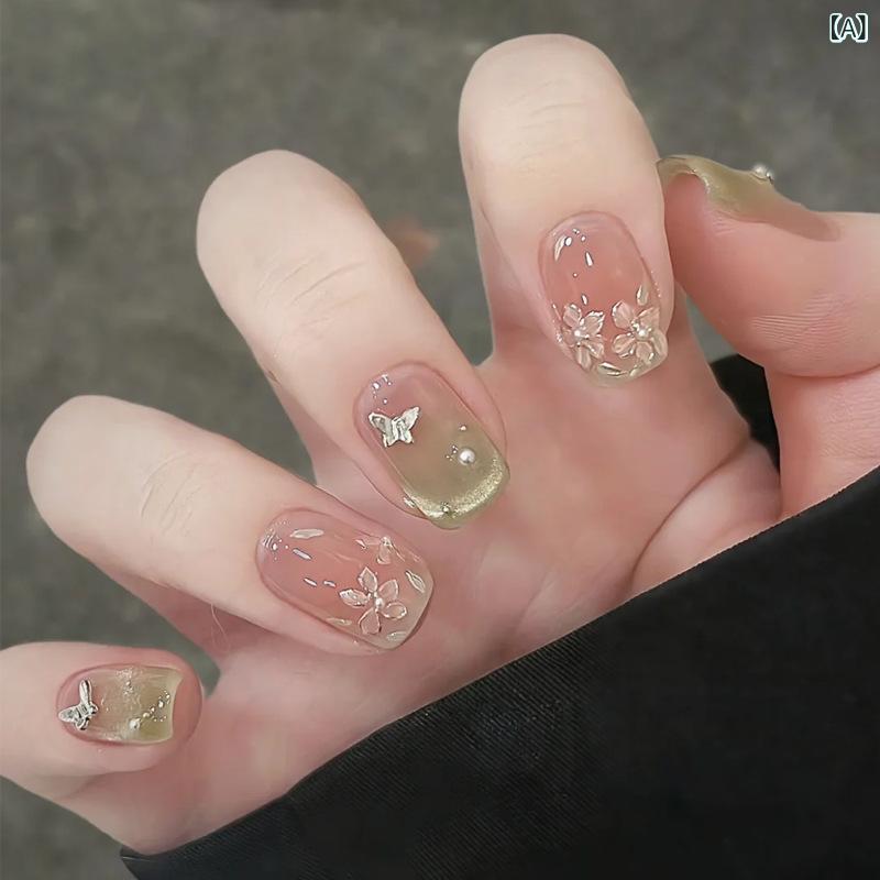 ネイルチップ 女性用 秋季 猫眼 ヒョウ柄 かわいい 花柄 蝶柄 星空柄 ラメ 偽物指甲 穿戴式 軽量 伸縮性 手作り 爆款 セット 10片 30片
