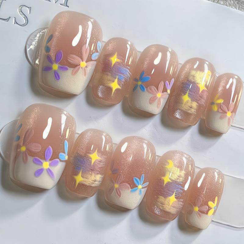 ネイルシール 指甲貼片 春夏 油画柄 ドーパミン クリーム小花 かわいい花柄 短梯形 簡約スタイル 手作り品質 ユニセックス 花朵パターン 軽量仕上げ 日常使い セルフネイル 貼り付け簡単 花柄デザイン ピンク系 カジュアルネイル