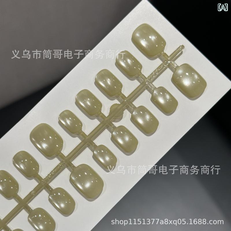マニキュア ネイルチップ 果実緑 猫眼 手工 超薄 無痕 接触冷感 短椭圆 ハンドメイド 軽量 透明感 輝き 指先美 白肌映え 百搭 ジェル風 貼り付け 女性用 日常使い ファッション アクセサリー ネイルアート グリーン系 春夏