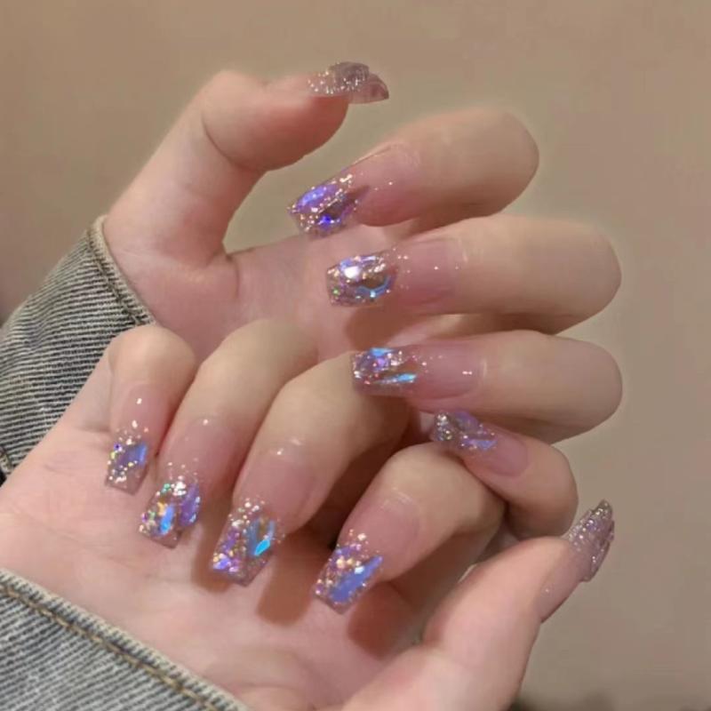 女性用 手作り つけ爪 フルカラー 紫色 かわいい 法式 フラッシュ 極光 デザイン 超薄 無痕 軽量 短款 中長 穿戴式 貼り付け ネイル チップ 学生向け 日常使い 軽奢 インスピレーション スタイル アイス クリア スイート クール ピュア デイジ