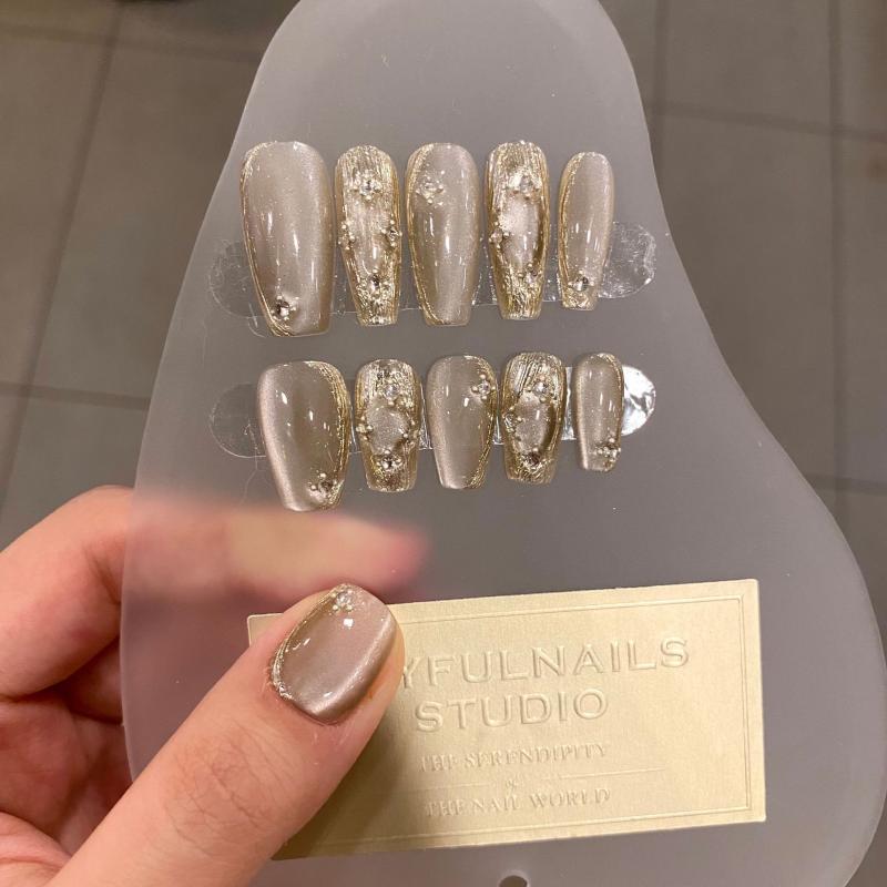 ネイルチップ 女性用 穿戴式 手工美甲 超薄 甲片 大理石柄 シンプル かわいい ブラウン系 猫眼模様 軽量 伸縮性 接触冷感 再生繊維 普段使い 部屋着 通勤用