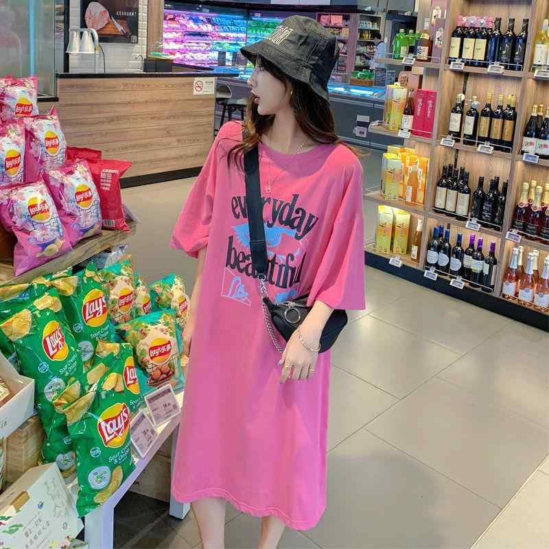 ワンピース マタニティ レディース 半袖 ラウンドネック ひざ丈 薄手 ゆったり プリント柄 体型カバー 妊婦服 マタニティウェア オールシーズン 普段着 お出かけ・ネックライン: クルーネック・袖丈: 三分袖・素材: ポリエステル・素材混率: ポリエステル70-80%・スカート丈: ミモレ丈・カラー展開: ローズレッド,ブラック,ホワイト・サイズ展開: M,L,XL,XXL・スカートシルエット: Aライン・スタイル: カジュアル・袖型: スタンダードスリーブ